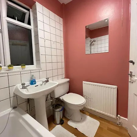 Spacious Room London Exterior photo